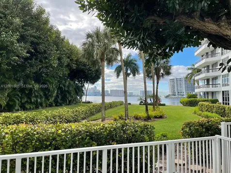 3600 Mystic Pointe Drive Aventura FL 33180