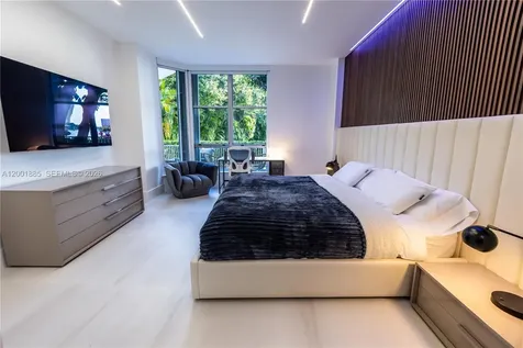 3600 Mystic Pointe Drive Aventura FL 33180