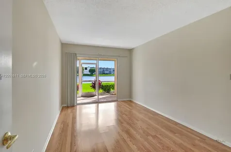 1020 Exeter B Boca Raton FL 33434