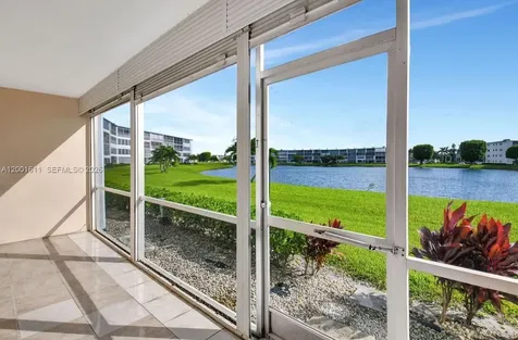 1020 Exeter B Boca Raton FL 33434