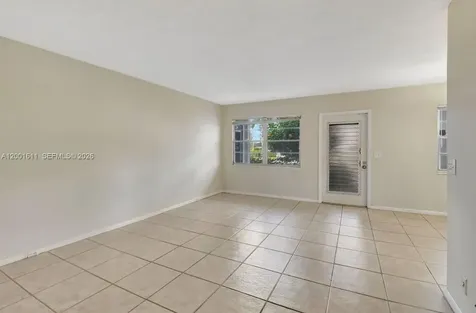 1020 Exeter B Boca Raton FL 33434