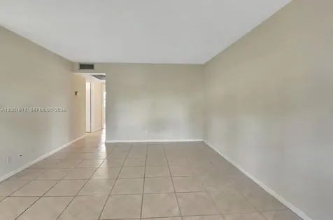 1020 Exeter B Boca Raton FL 33434