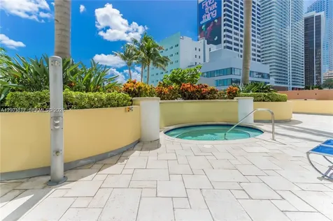 253 NE 2nd Street Miami FL 33132