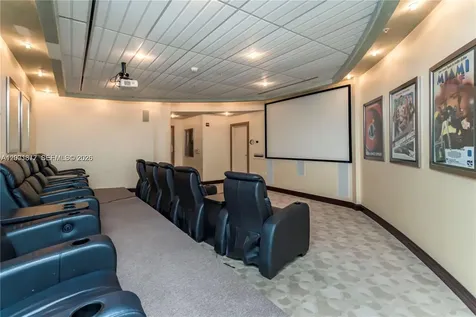 253 NE 2nd Street Miami FL 33132