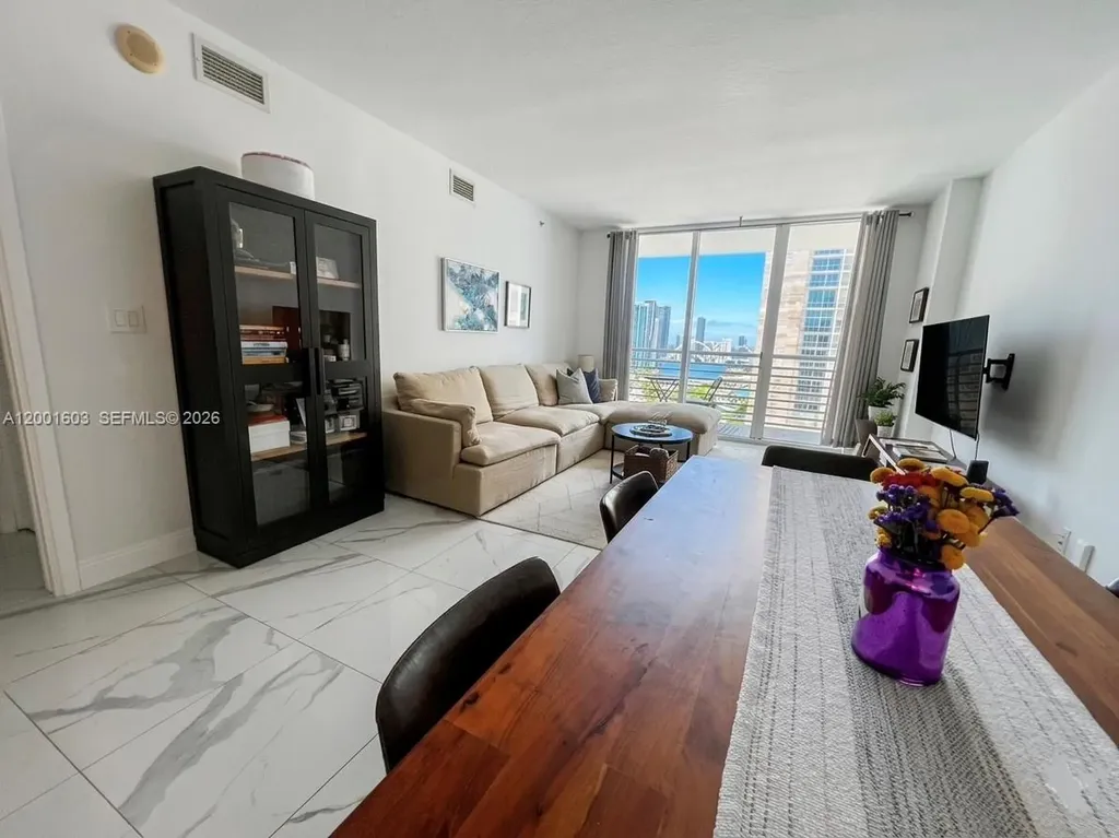 335 S Biscayne Boulevard Miami FL 33131