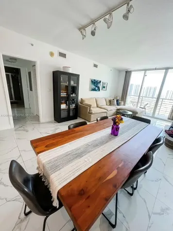 335 S Biscayne Boulevard Miami FL 33131