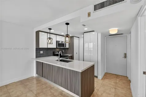 600 NE 36th Street Miami FL 33137