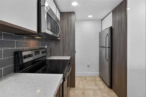600 NE 36th Street Miami FL 33137