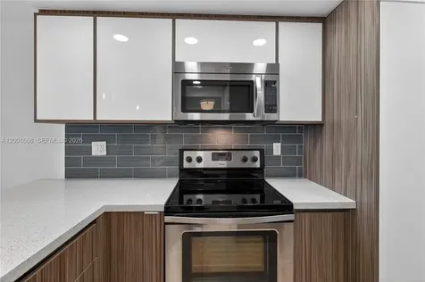 600 NE 36th Street Miami FL 33137