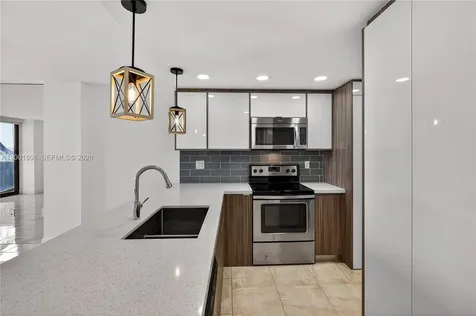 600 NE 36th Street Miami FL 33137