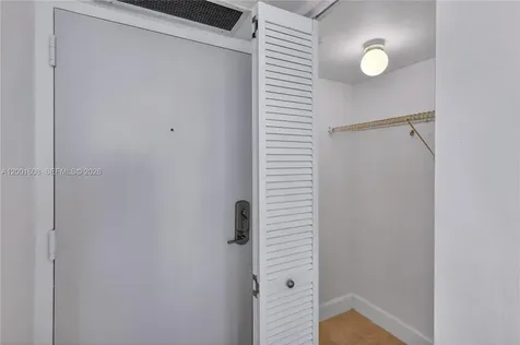 600 NE 36th Street Miami FL 33137