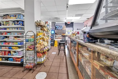 600 NE 36th Street Miami FL 33137