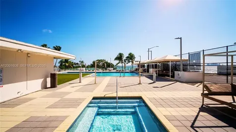 600 NE 36th Street Miami FL 33137