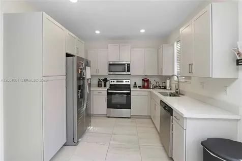 2432 SE 10th Court Homestead FL 33035