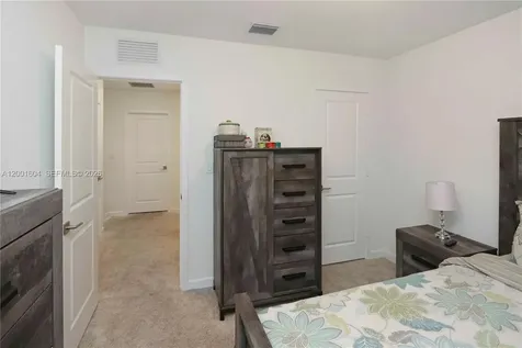 2432 SE 10th Court Homestead FL 33035