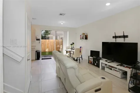 2432 SE 10th Court Homestead FL 33035