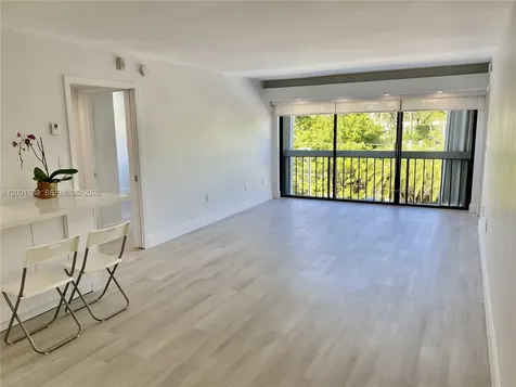 255 Galen Drive Key Biscayne FL 33149
