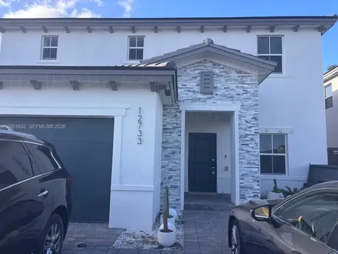 12733 SW 210th Terrace Miami FL 33177