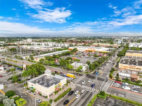 1305 W 53rd Street Hialeah FL 33012