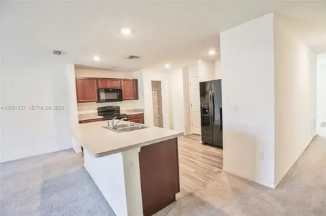2352 SE Surrey Place Port St. Lucie FL 34952
