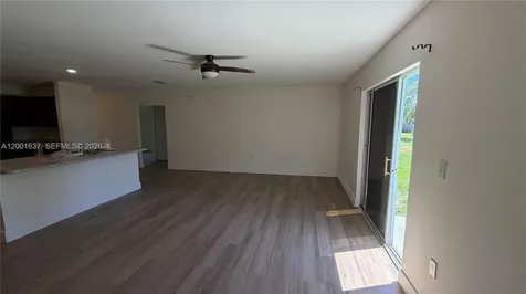 2352 SE Surrey Place Port St. Lucie FL 34952