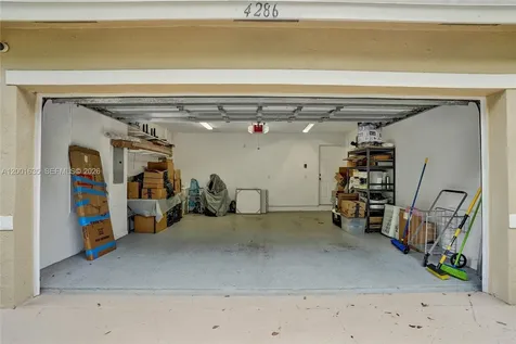 4286 NW 42nd Terrace Coconut Creek FL 33073