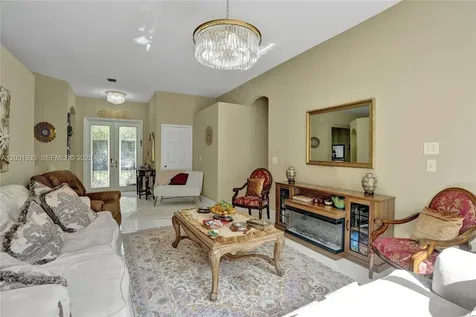 4286 NW 42nd Terrace Coconut Creek FL 33073