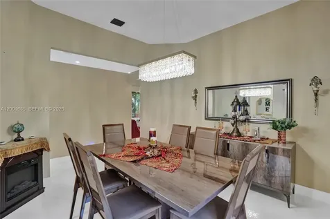 4286 NW 42nd Terrace Coconut Creek FL 33073