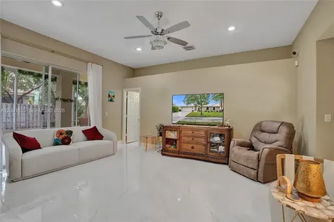 4286 NW 42nd Terrace Coconut Creek FL 33073