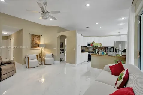 4286 NW 42nd Terrace Coconut Creek FL 33073