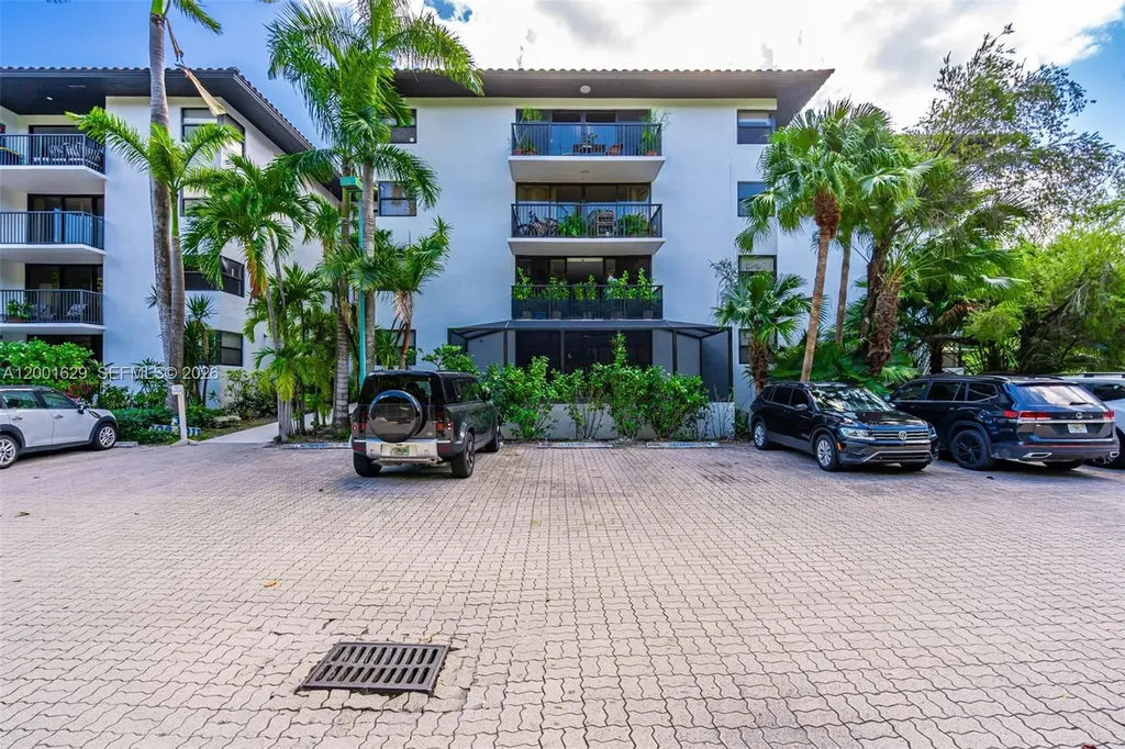 55 Ocean Lane Drive Key Biscayne FL 33149