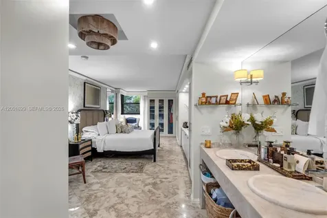 55 Ocean Lane Drive Key Biscayne FL 33149