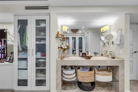 55 Ocean Lane Drive Key Biscayne FL 33149