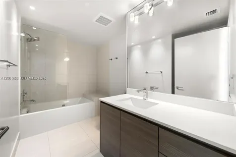 460 NE 28th Street Miami FL 33137