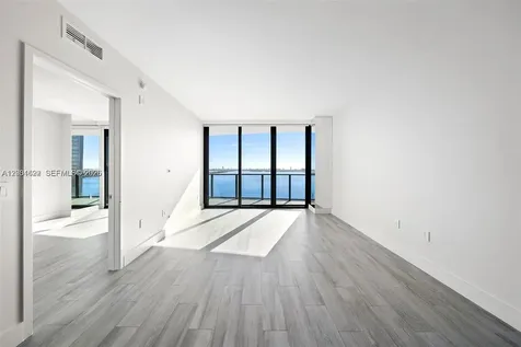 460 NE 28th Street Miami FL 33137