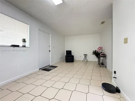 10765 SW 4th Street Sweetwater FL 33174