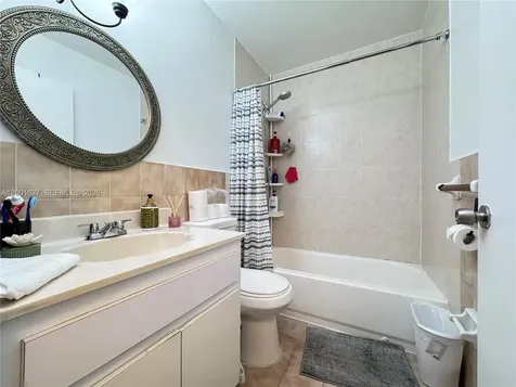 10765 SW 4th Street Sweetwater FL 33174