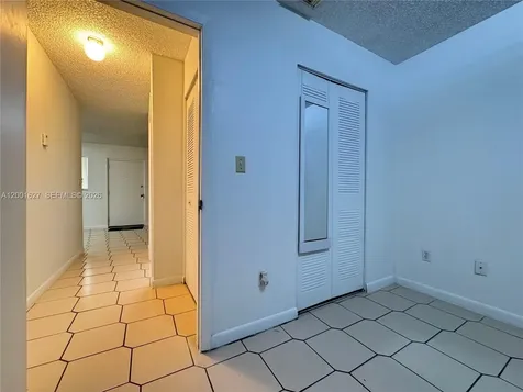 10765 SW 4th Street Sweetwater FL 33174