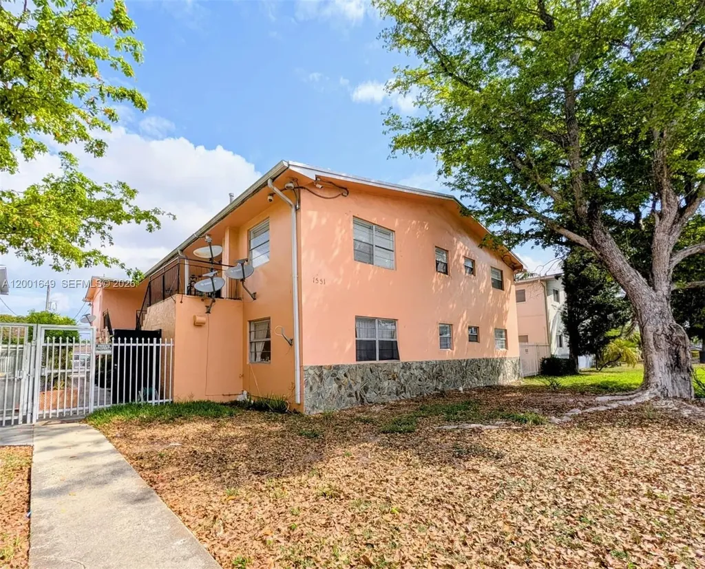 1551 NE 8th Street Homestead FL 33033
