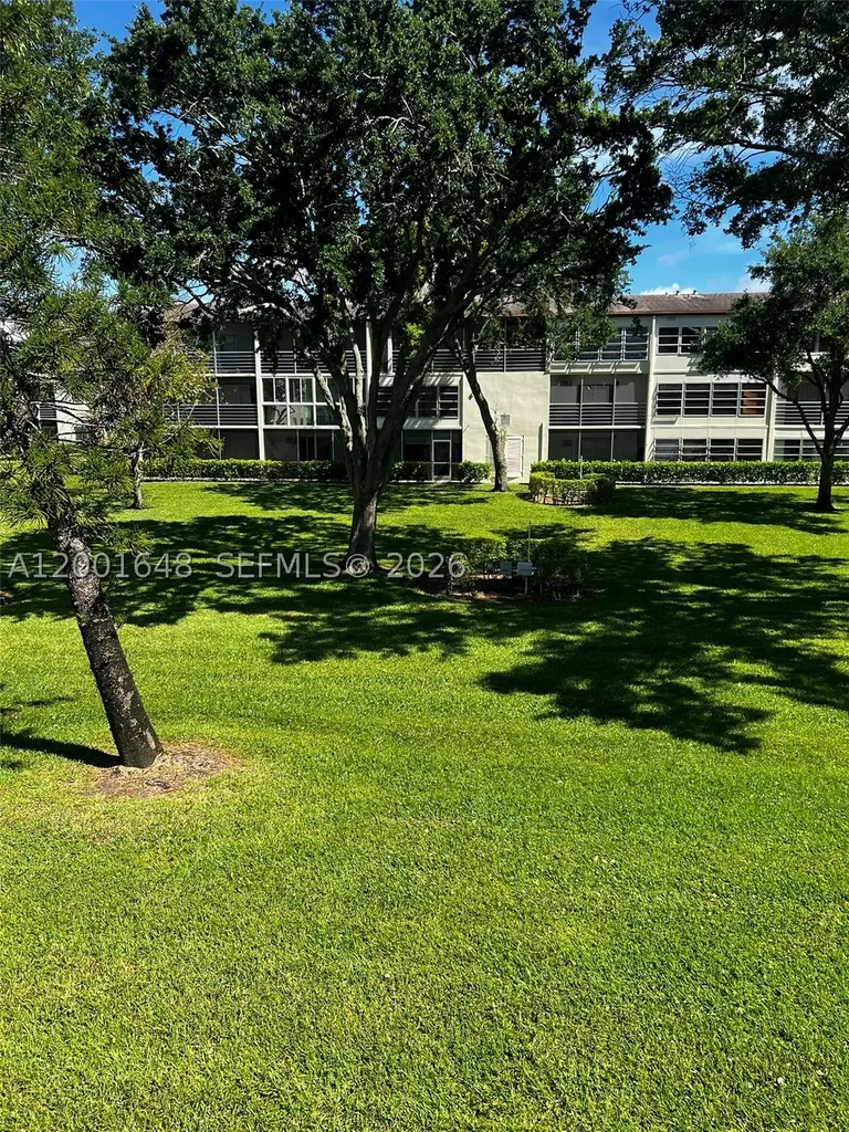 400 Mansfield J Boca Raton FL 33434