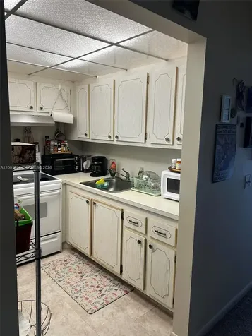 400 Mansfield J Boca Raton FL 33434