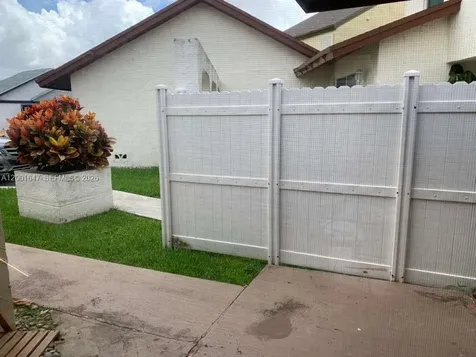 7010 SW 103rd Place Miami FL 33173
