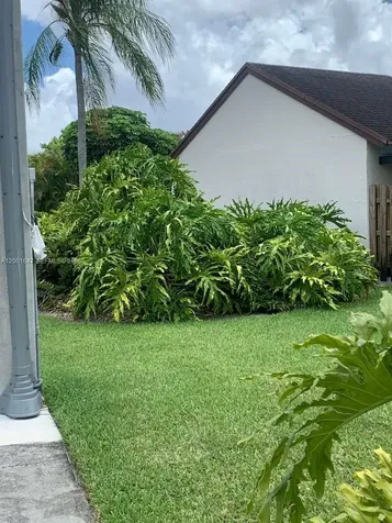 7010 SW 103rd Place Miami FL 33173