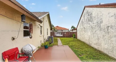 7010 SW 103rd Place Miami FL 33173
