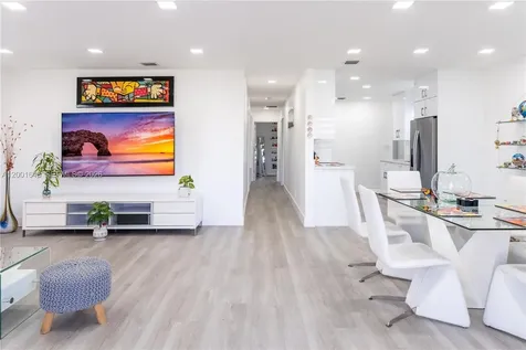 308 NW 2nd Avenue Hallandale Beach FL 33009
