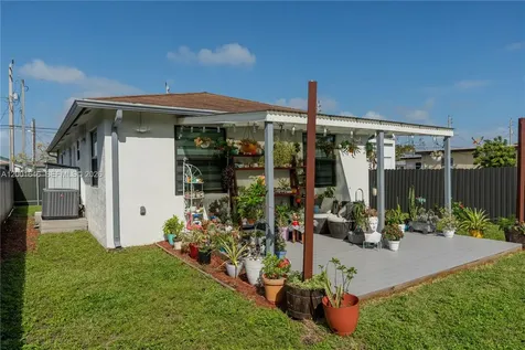 308 NW 2nd Avenue Hallandale Beach FL 33009