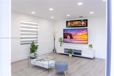308 NW 2nd Avenue Hallandale Beach FL 33009