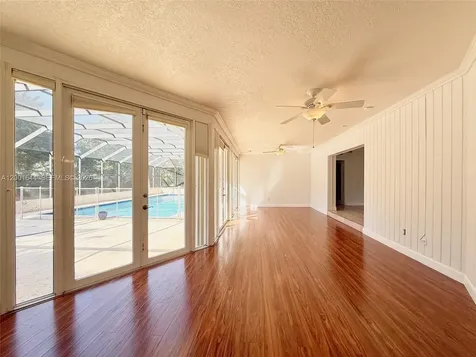 6282 SW 133rd Street Pinecrest FL 33156