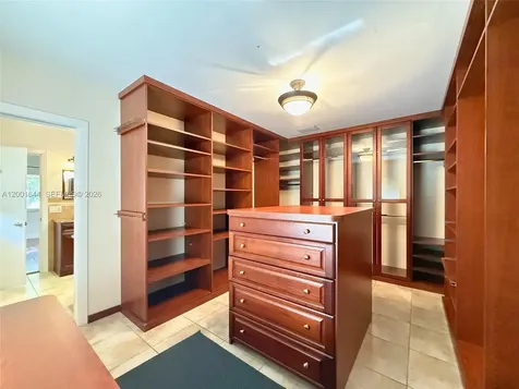 6282 SW 133rd Street Pinecrest FL 33156