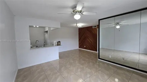 2605 W 67th Place Hialeah FL 33016